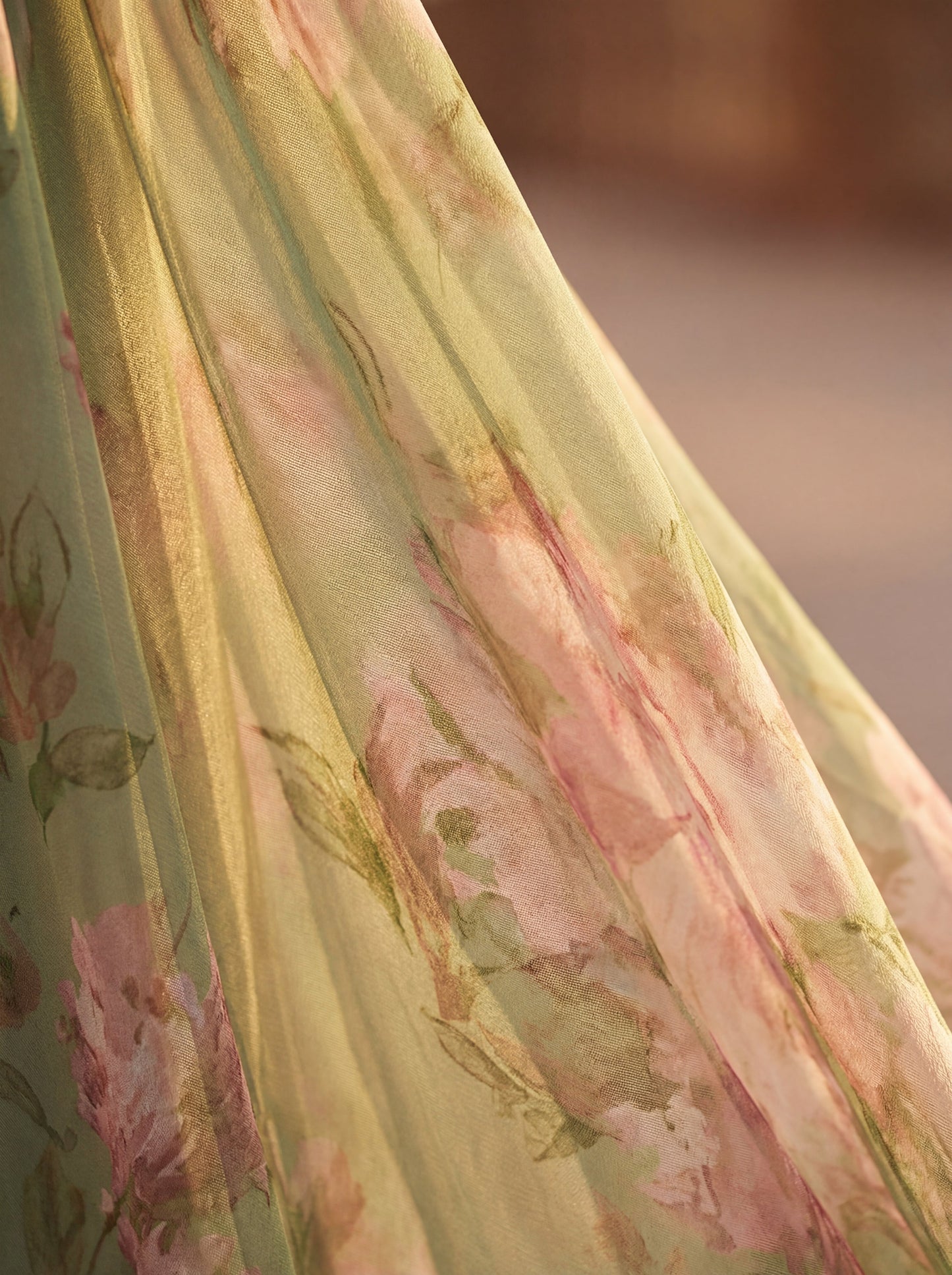 OLIVIA™ | VESTIDO MAXI HALTER FLORAL ELEGANTE