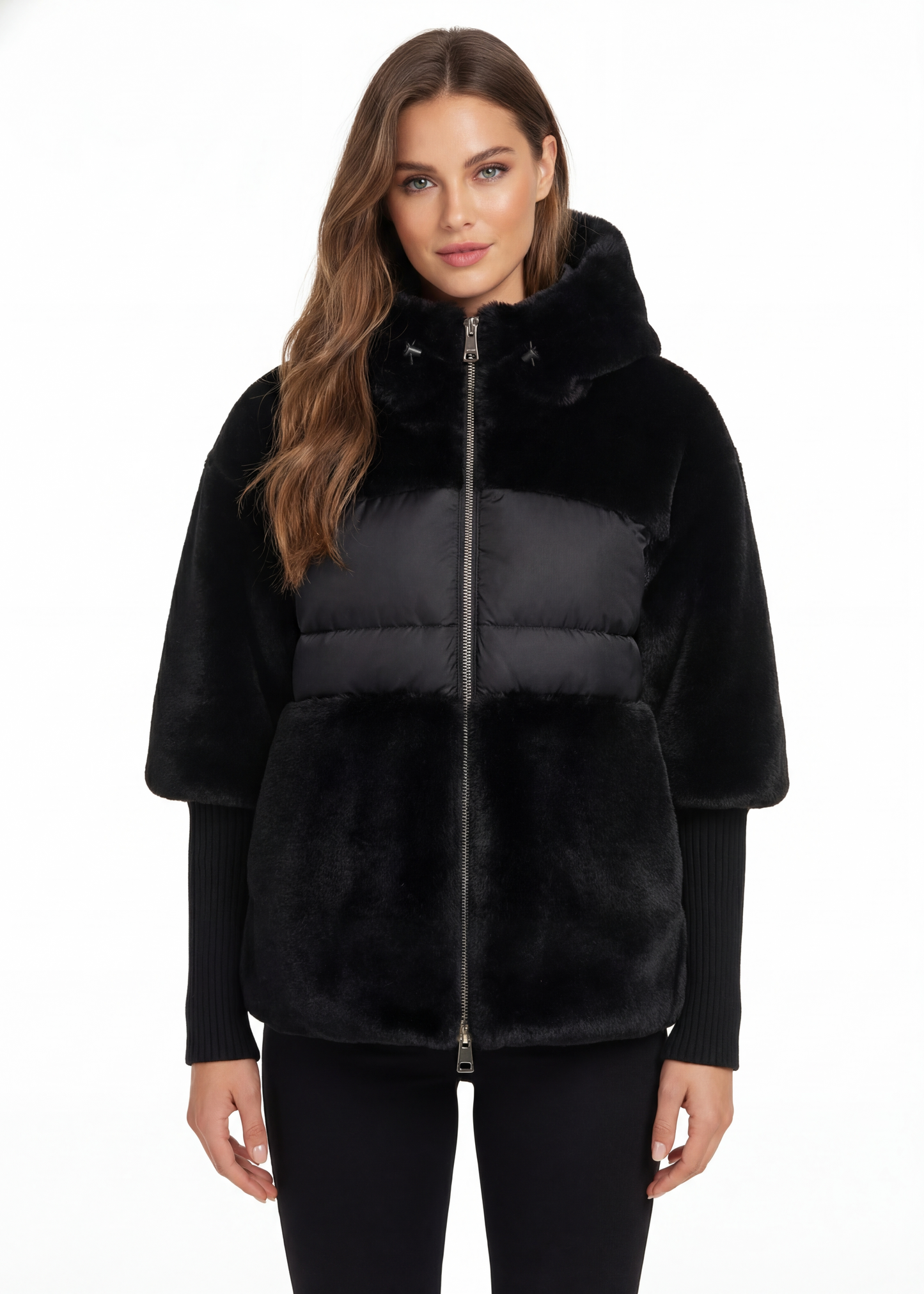 NÓRDICA | ABRIGO OVERSIZE CON CAPUCHA