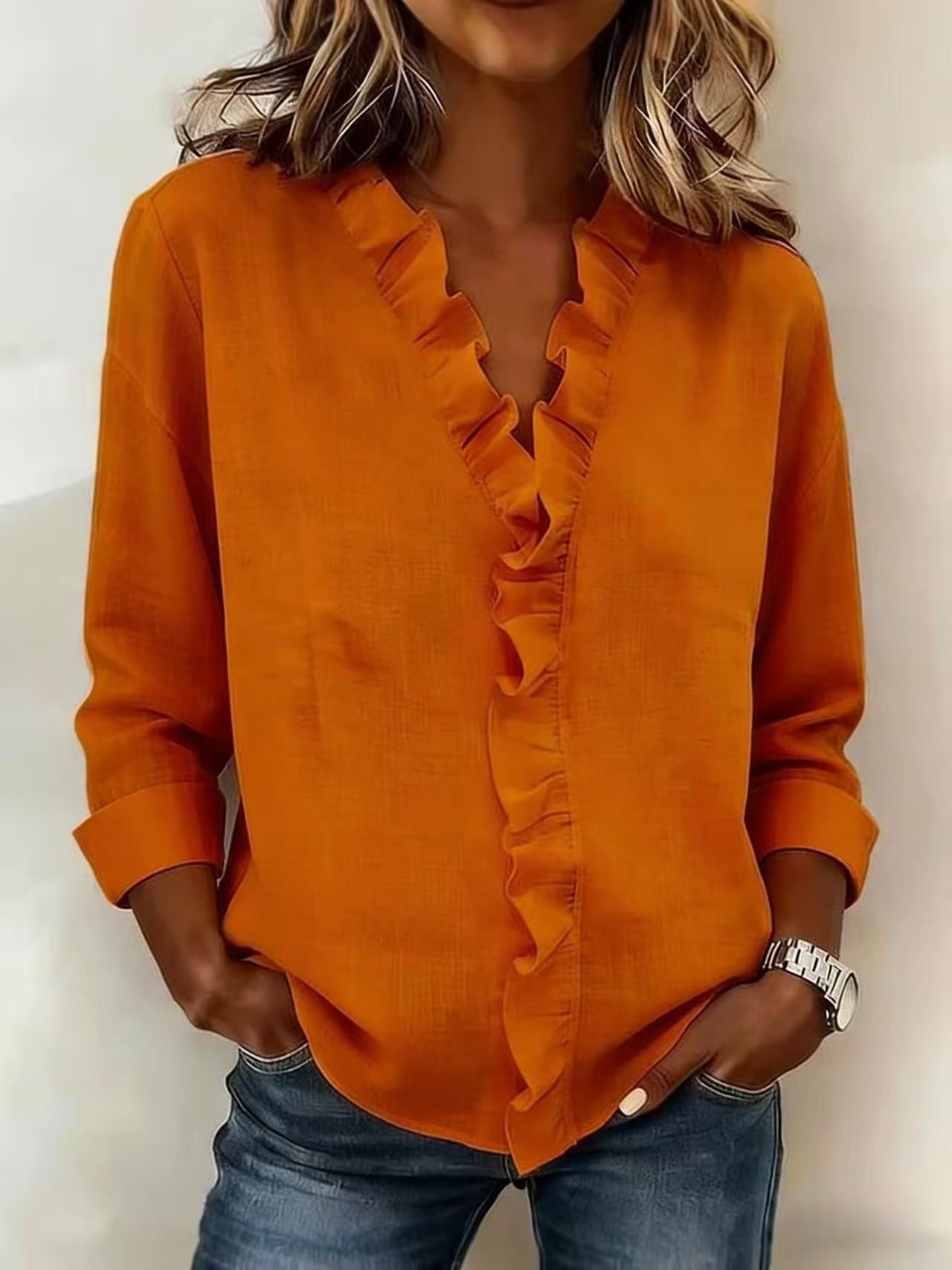 CHIARA™ | BLUSA ESCOTE EN V CON VOLANTES