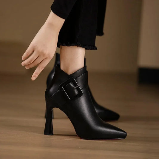 CLARA™ | BOTÍN STILETTO HEBILLA LUXE