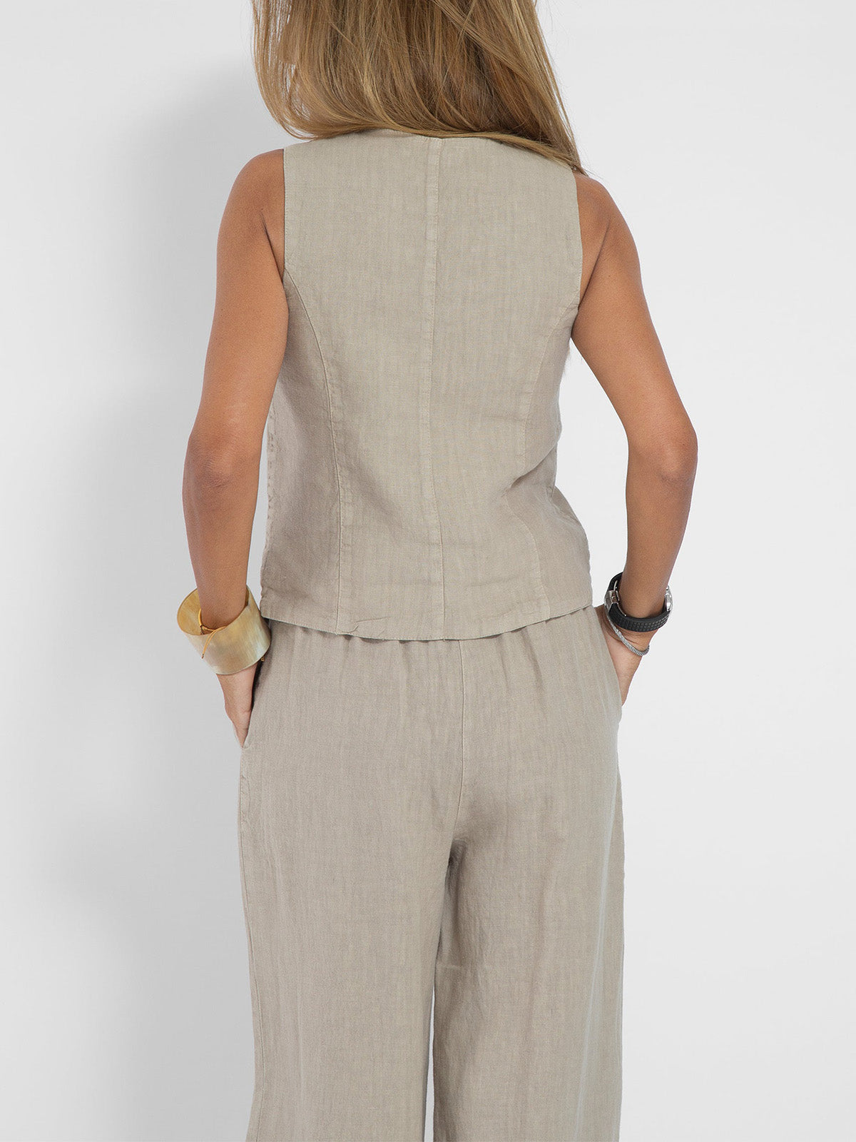 AIRA™ | CONJUNTO CHALECO Y PANTALÓN PIERNA ANCHA